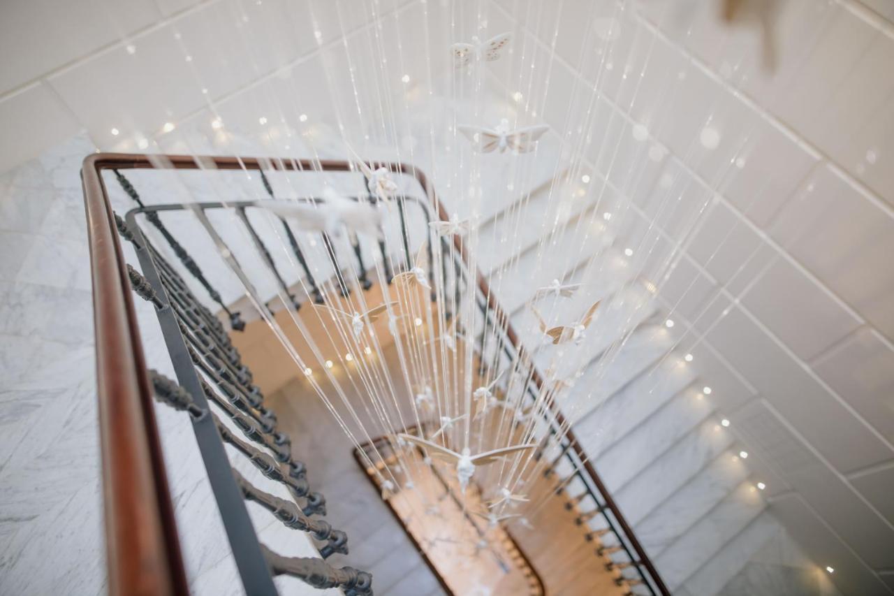 Myr Palacio Vallier Valencia Bagian luar foto The staircase