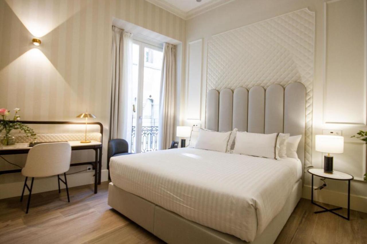 Myr Palacio Vallier Valencia Bagian luar foto Deluxe Room