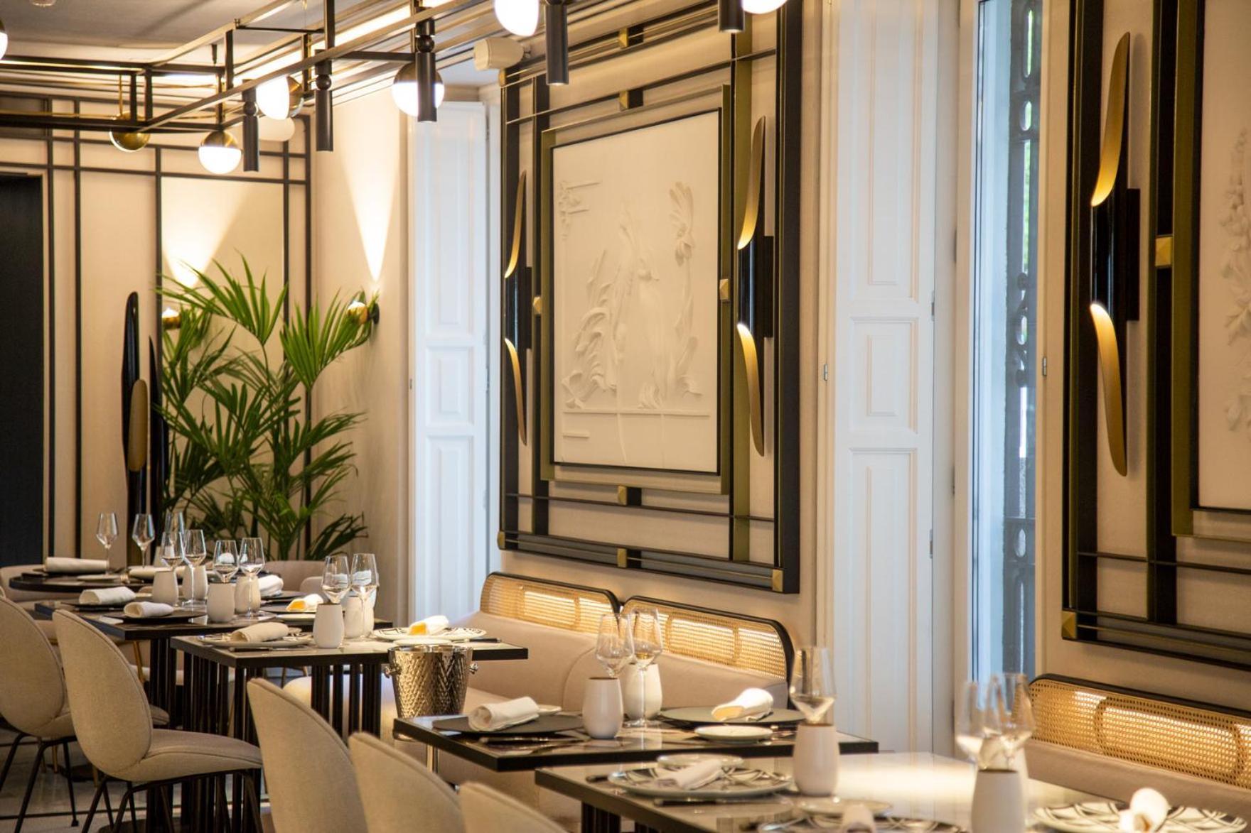 Myr Palacio Vallier Valencia Bagian luar foto Restaurant L'Atelier de Joël Robuchon in Paris